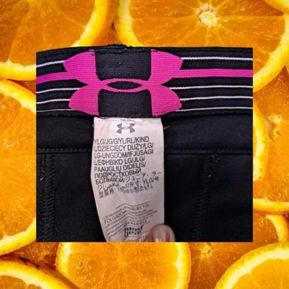 Under Armour Short Active Capris - Picture 2 of 3